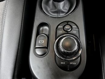 Mini Hatch 135kW Cooper S Level 2 33kWh 3dr Auto