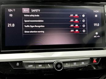 Vauxhall Grandland 1.6 Plug-in Hybrid GS 5dr Auto