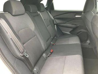 Nissan Qashqai 1.3 DiG-T MH 158 N-Connecta 5dr Xtronic