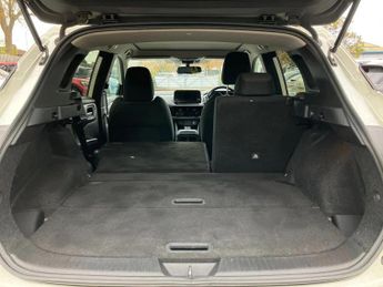 Nissan Qashqai 1.3 DiG-T MH 158 N-Connecta 5dr Xtronic