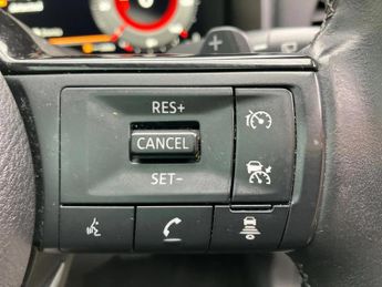 Nissan Qashqai 1.3 DiG-T MH 158 N-Connecta 5dr Xtronic