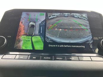 Nissan Qashqai 1.3 DiG-T MH 158 N-Connecta 5dr Xtronic