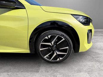 Peugeot 208 1.2 Hybrid 110 GT 5dr e-DSC6