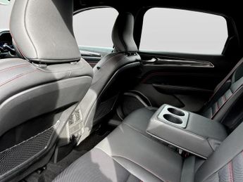 Renault Arkana 1.6 E-TECH Hybrid 145 R.S. Line 5dr Auto