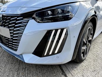 Peugeot 208 1.2 Hybrid 110 GT Premium 5dr e-DSC6