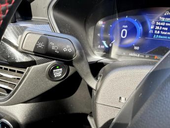 Ford Kuga 2.5 FHEV ST-Line X Edition 5dr CVT