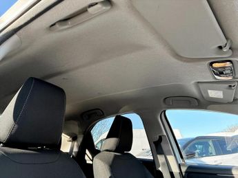 Toyota Yaris 1.5 Hybrid Design 5dr CVT