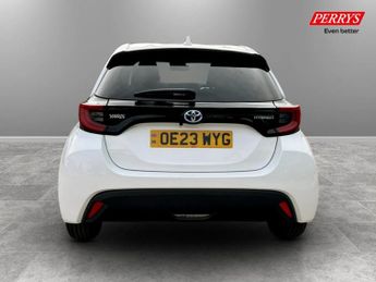 Toyota Yaris 1.5 Hybrid Design 5dr CVT