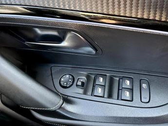 Peugeot 2008 115kW GT 54kWh 5dr Auto