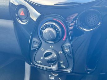 Citroen C1 1.0 VTi 72 Flair 5dr ETG