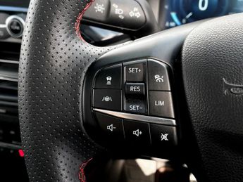 Ford Kuga 2.5 PHEV ST-Line X Edition 5dr CVT