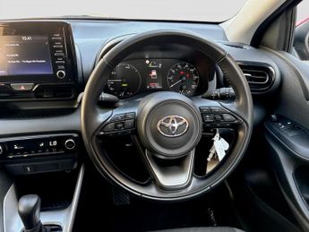 Toyota Yaris 1.5 Hybrid Icon 5dr CVT