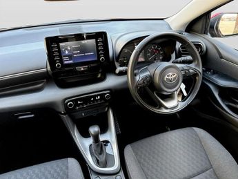 Toyota Yaris 1.5 Hybrid Icon 5dr CVT