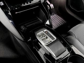 Peugeot 208 115kW GT 51kWh 5dr Auto