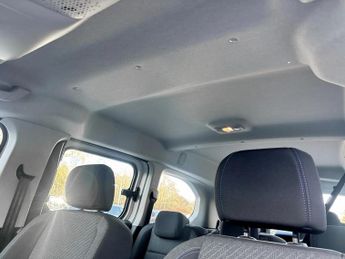Peugeot Rifter 100kW Allure 50kWh [7 Seats] 5dr Auto