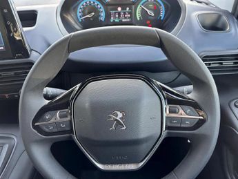 Peugeot Rifter 100kW Allure 50kWh [7 Seats] 5dr Auto