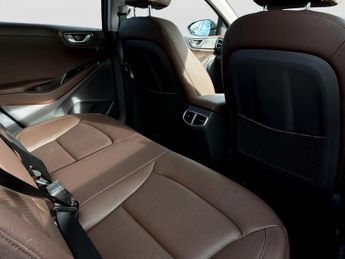 Hyundai Ioniq 1.6 GDi Plug-in Hybrid Premium SE 5dr DCT