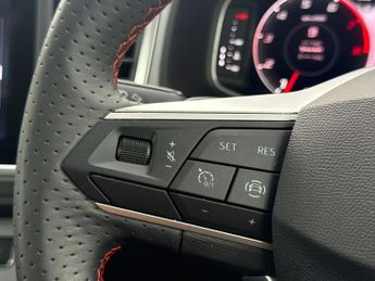 SEAT Ateca 1.5 TSI EVO FR Sport 5dr DSG