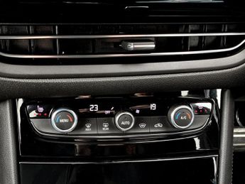 Vauxhall Grandland 1.5 Turbo D Ultimate 5dr Auto