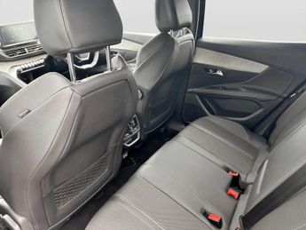 Peugeot 3008 1.2 Hybrid 136 GT 5dr e-DSC6