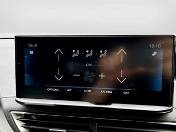 Peugeot 3008 1.2 Hybrid 136 GT 5dr e-DSC6