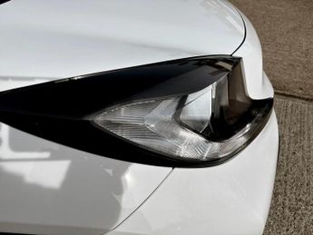 Toyota Aygo X 1.0 VVT-i Edge 5dr Auto