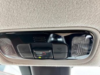 Toyota Yaris 1.5 Hybrid Design 5dr CVT