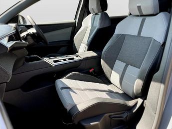 Vauxhall Grandland 157kW GS 73kWh 5dr Auto