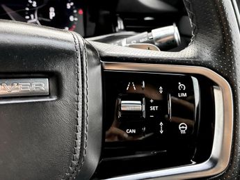 Land Rover Range Rover Evoque 2.0 P300 R-Dynamic HSE 5dr Auto