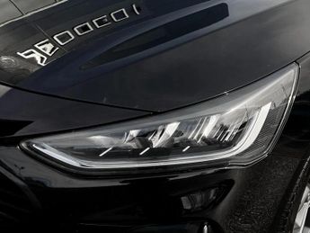 Ford Focus 2022.50 Focus ST-Line Vignale 5 door 1.0L EcoBoost 155PS mHEV FWD 7 Spee