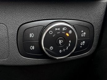 Ford Focus 2022.50 Focus ST-Line Vignale 5 door 1.0L EcoBoost 155PS mHEV FWD 7 Spee