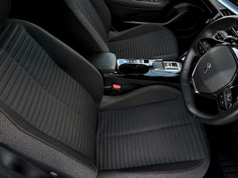 Peugeot 208 1.2 PureTech 100 Active Premium + 5dr EAT8
