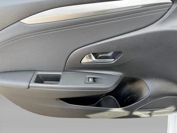 Vauxhall Corsa 100kW SRi Premium 50kWh 5dr Auto [11kWCh]