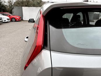 Kia Niro 1.6 GDi Hybrid 2 5dr DCT