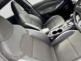 Nissan Juke 1.0 DiG-T 114 N-Connecta 5dr DCT