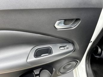 Nissan Juke 1.0 DiG-T 114 N-Connecta 5dr DCT