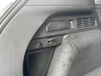 Ford Kuga 2.0 EcoBlue 190 ST-Line X Edition 5dr Auto AWD