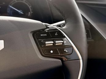 Kia Niro 150kW 4 65kWh 5dr Auto
