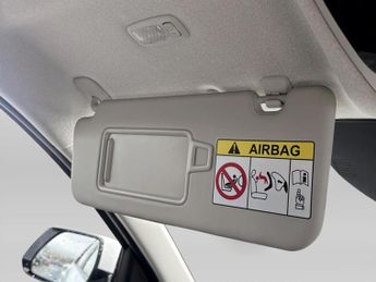 Kia Niro 150kW 4 65kWh 5dr Auto