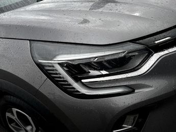 Renault Captur 1.6 E-Tech full hybrid 145 Techno 5dr Auto