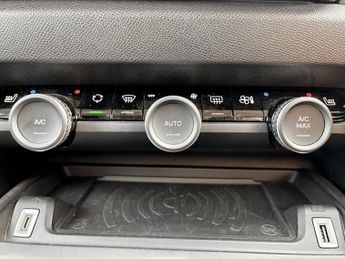 Citroen C4 100kW Shine Plus 50kWh 5dr Auto