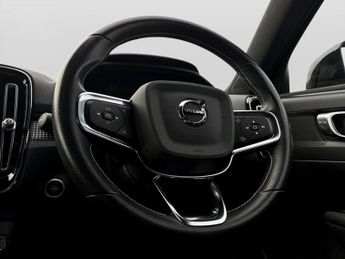 Volvo Xc40 2.0 B4P R DESIGN 5dr Auto