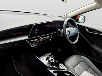 Kia Niro 150kW 4 65kWh 5dr Auto
