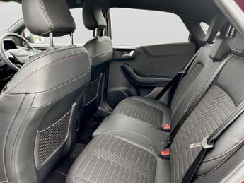 Ford Puma 1.0 EcoBoost Hybrid mHEV Vivid Ruby Ed 5dr DCT