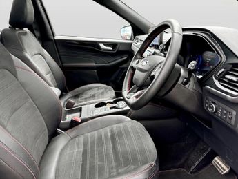 Ford Kuga 2.5 PHEV Black Package Edition 5dr CVT