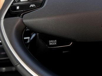 Kia Niro 150kW 3 65kWh 5dr Auto