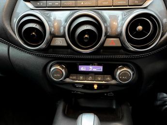 Nissan Juke 1.6 Hybrid N-Connecta 5dr Auto