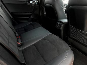 Kia Ceed 1.5T GDi ISG GT-Line S 5dr Auto