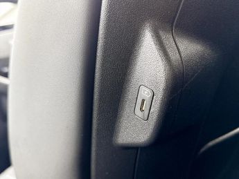 Kia Niro 150kW 3 65kWh 5dr Auto