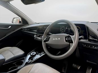 Kia Niro 150kW 4 65kWh 5dr Auto